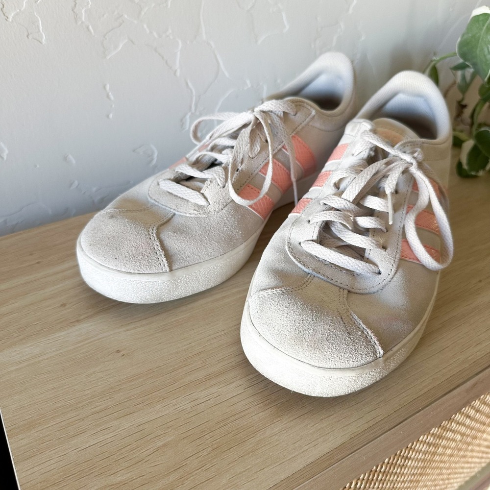 Adidas | VL Court 2.0 Suede Lace-Up Sneaker‎ in White & Dust Pink size 8 - Picture 4 of 8